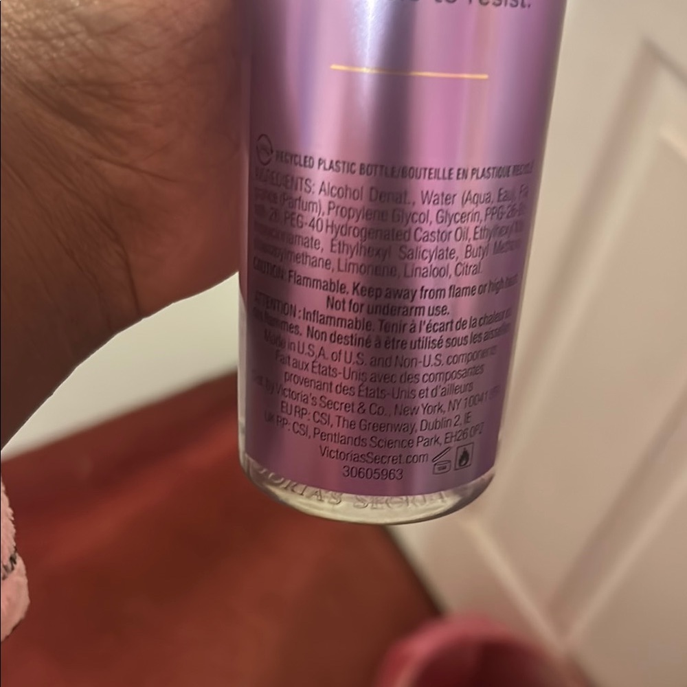 Victoria's Secret Love Spell Fragrance Mist - Picture 4 of 5